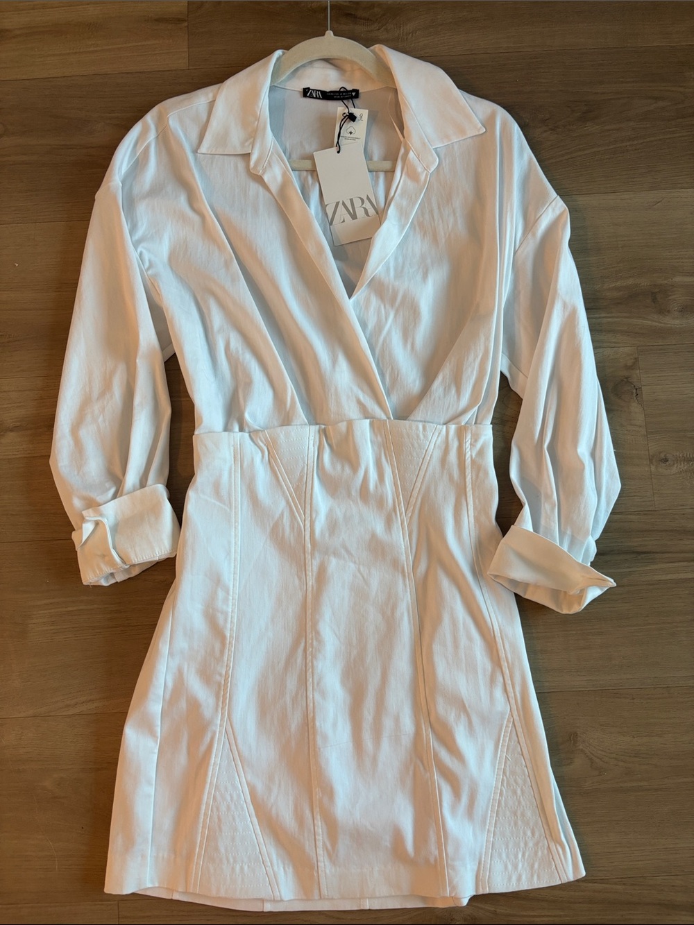 Zara White Collared Dress with zip side pleating
